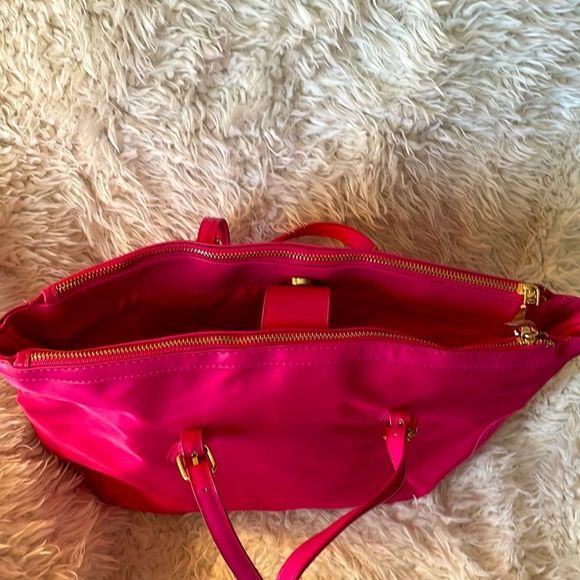 NWT Bebe Hot Barbie pink Tote Handbag - Picture 11 of 13